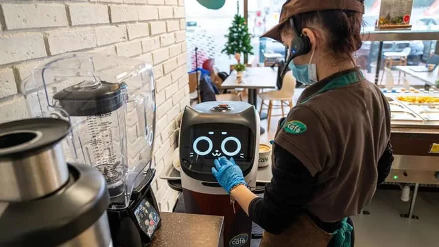 Pudu Robotics Drives Innovation and Customer Engagement at Shell Fuel Stations