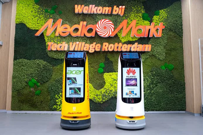 Media Markt's Robotic Staff: KettyBot and BellaBot Set a New Standard for Retail Efficiency